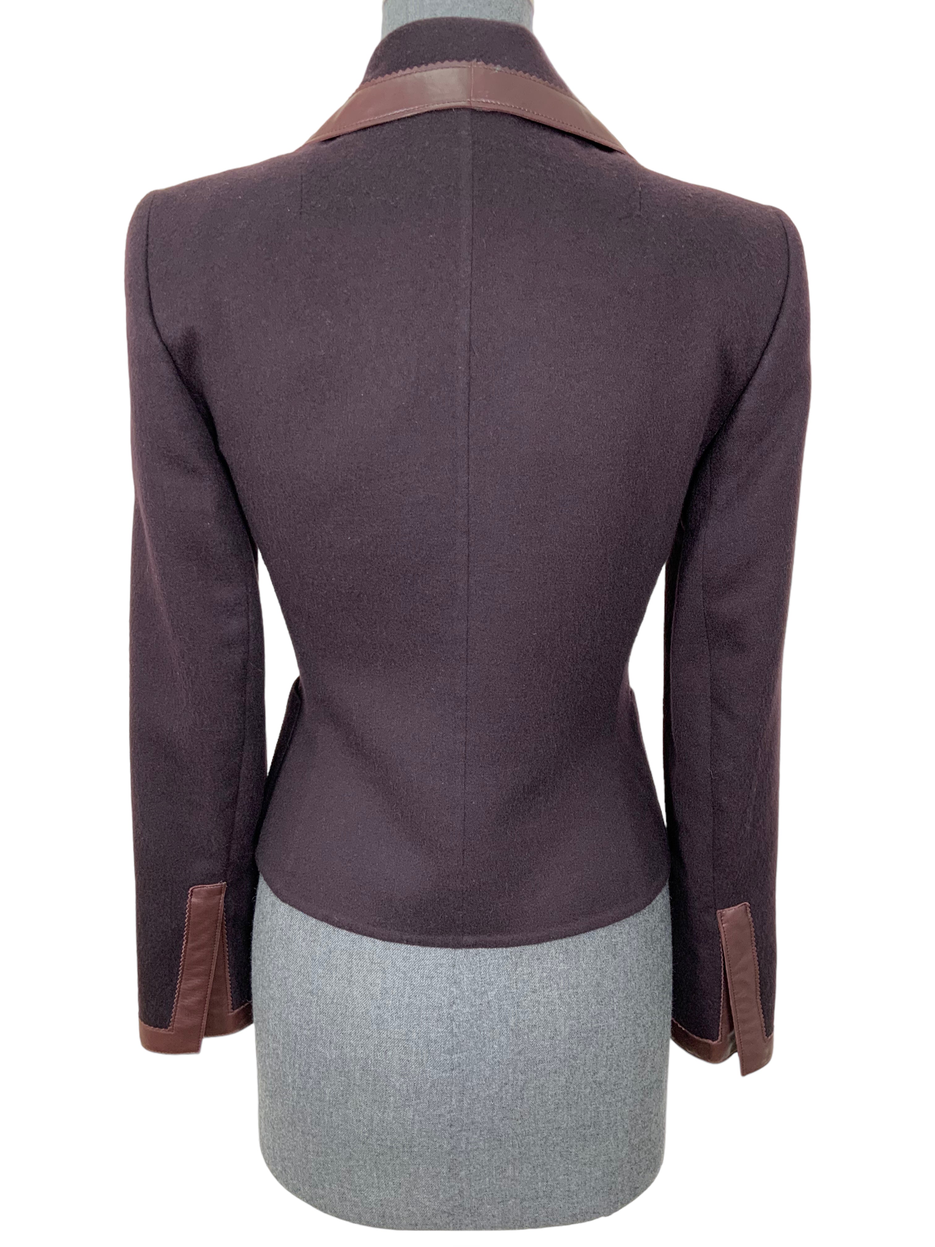 AKRIS Cashmere Cropped Blazer Jacket, Size S - Shop Now