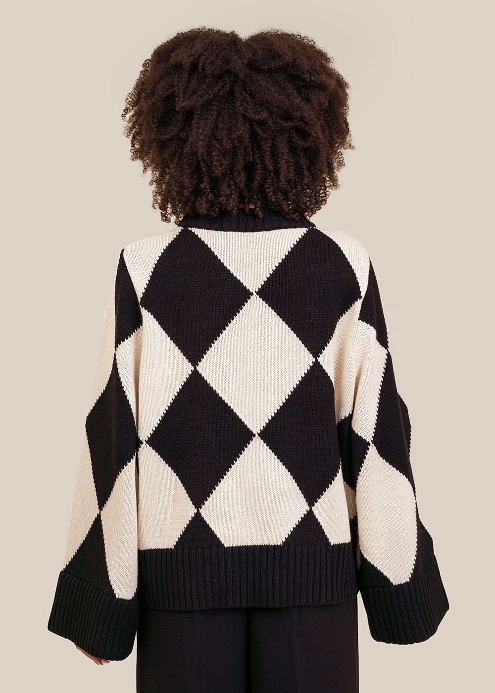 Black and white arena sweater.