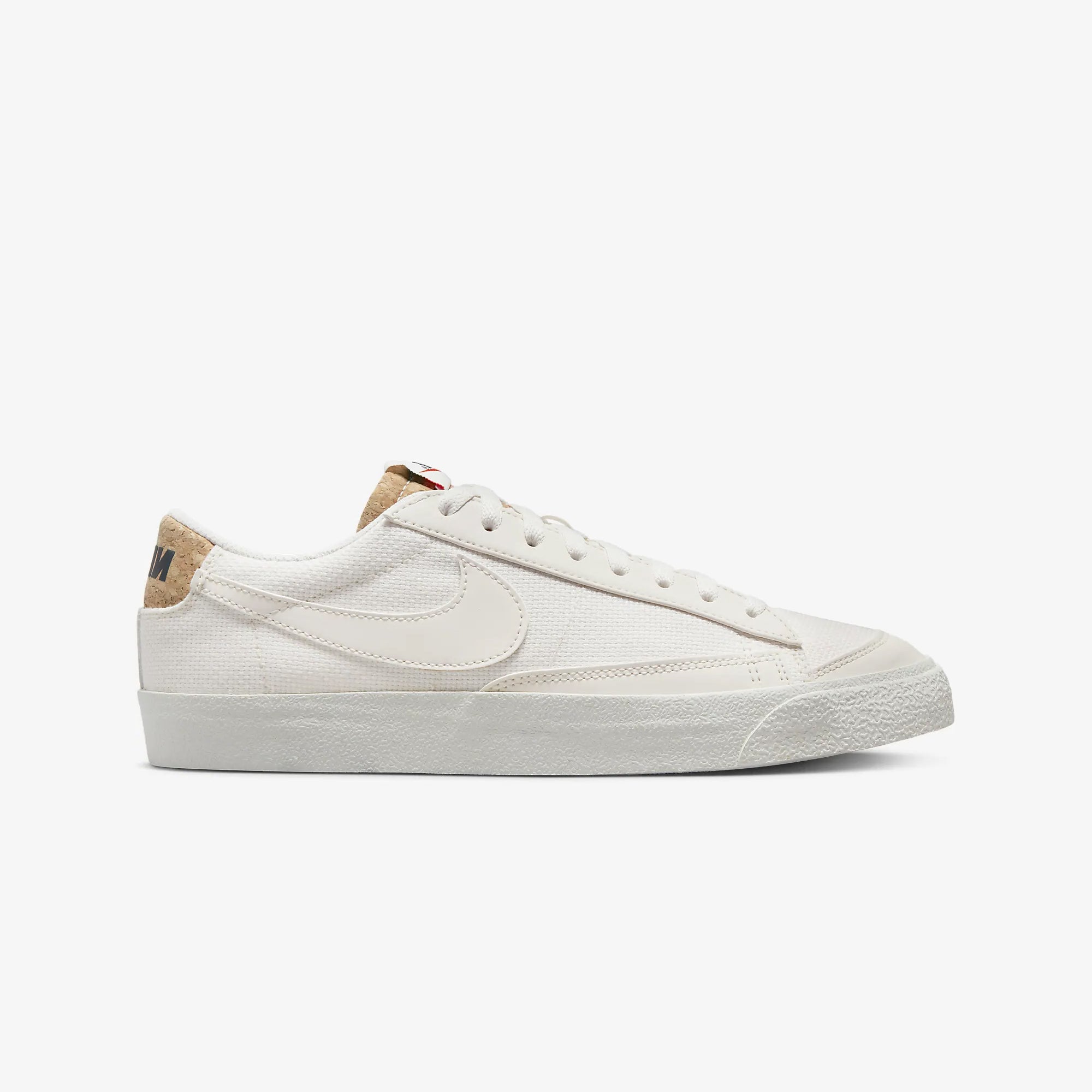 Blazer Low '77 Premium Light Bone Phantom | Shop now