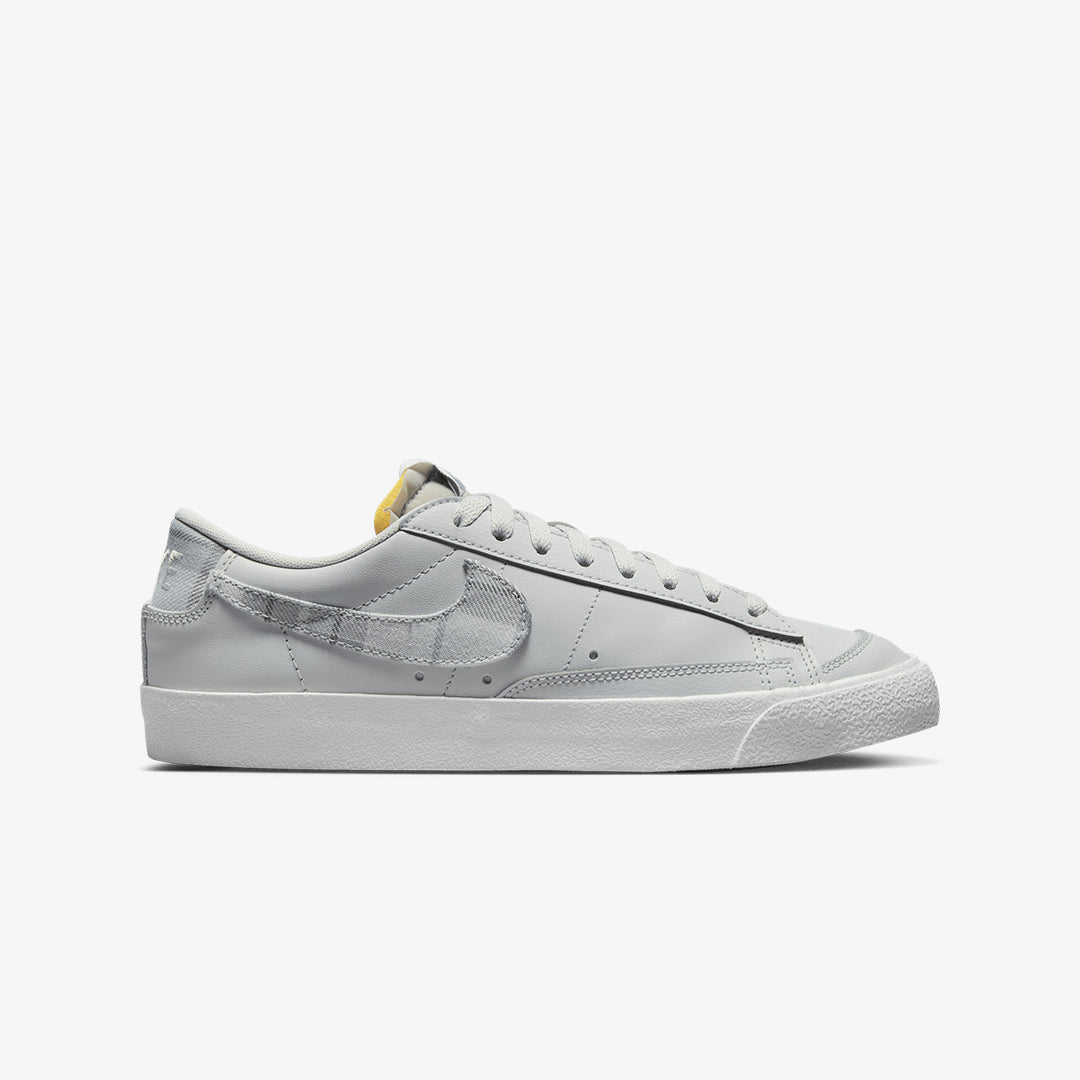 Blazer Low 77 Premium Light Silver Mica Green for Sale