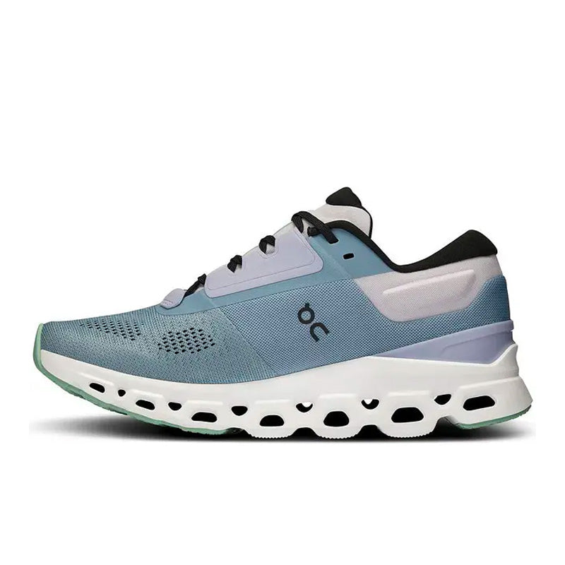 Cloudstratus 3 Women's Running Shoes