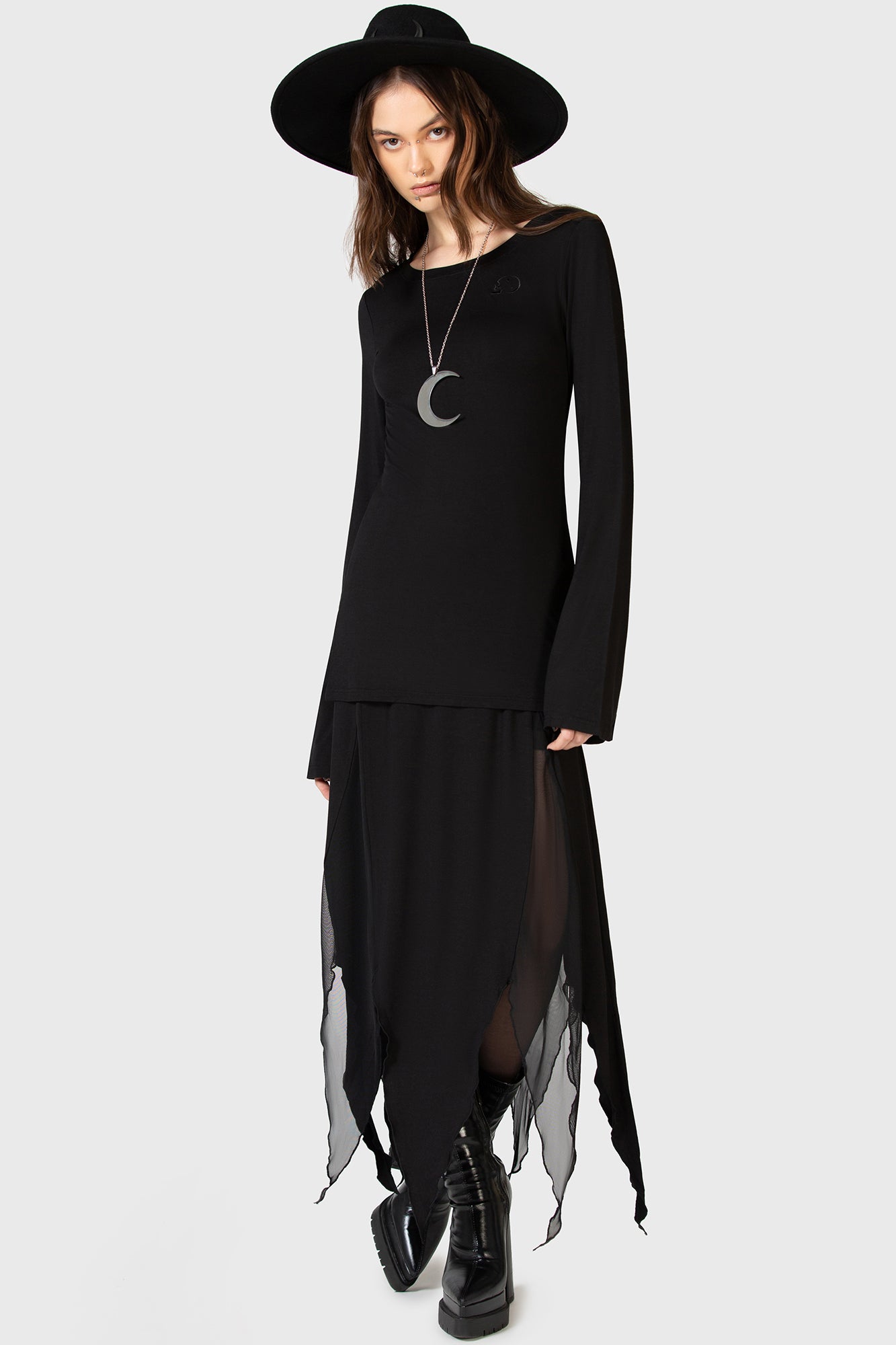 Eclipse Black Tunic Top - Reflecting Darkness and Elegance