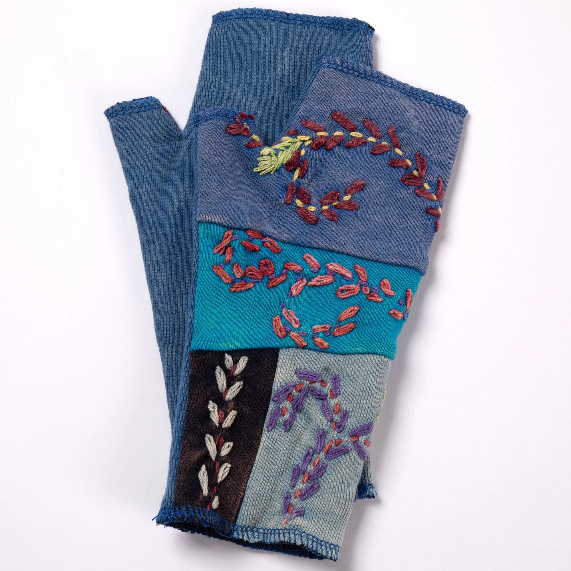 Eden Garden Handwarmers Embroidered