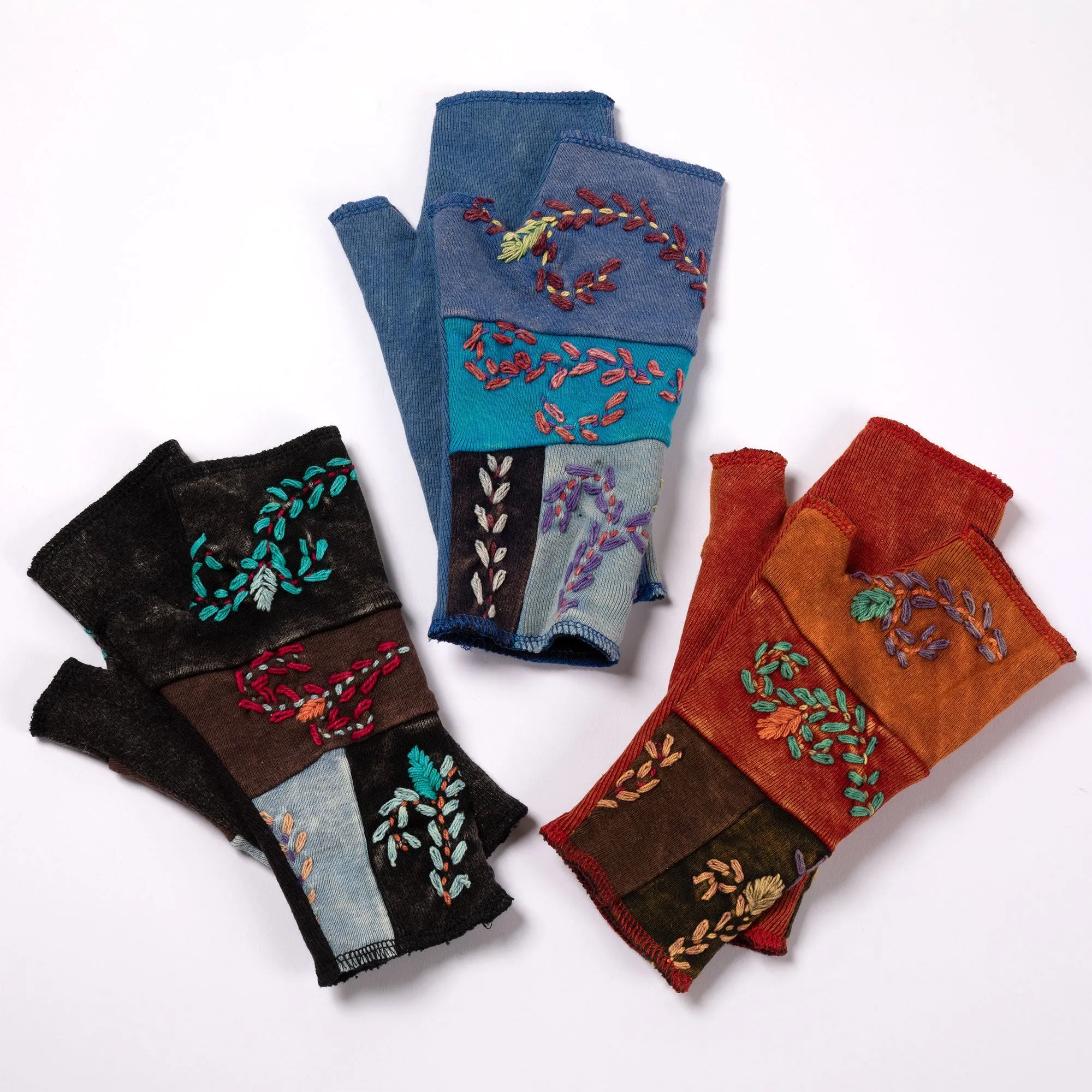 Eden Garden Handwarmers Embroidered