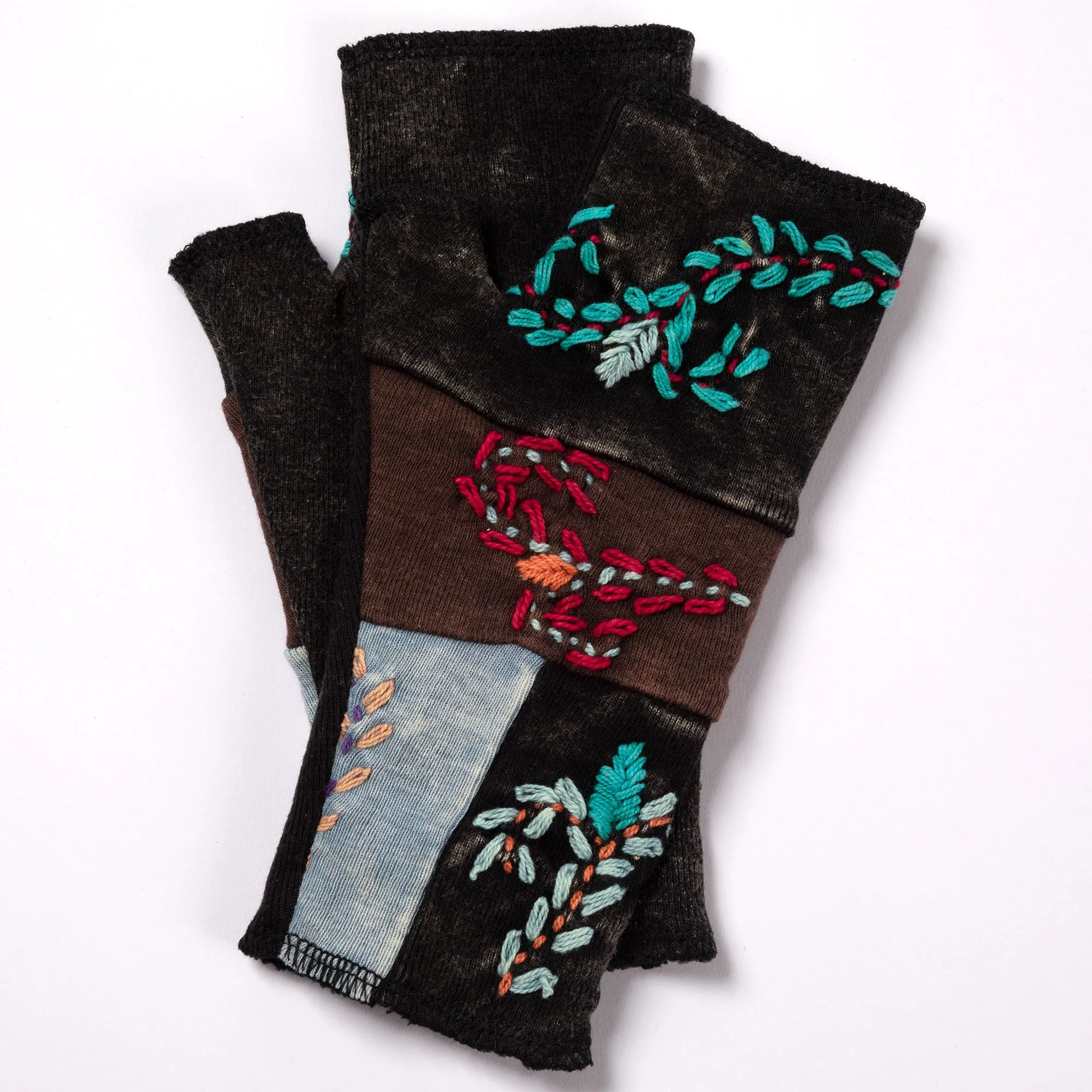 Eden Garden Handwarmers Embroidered