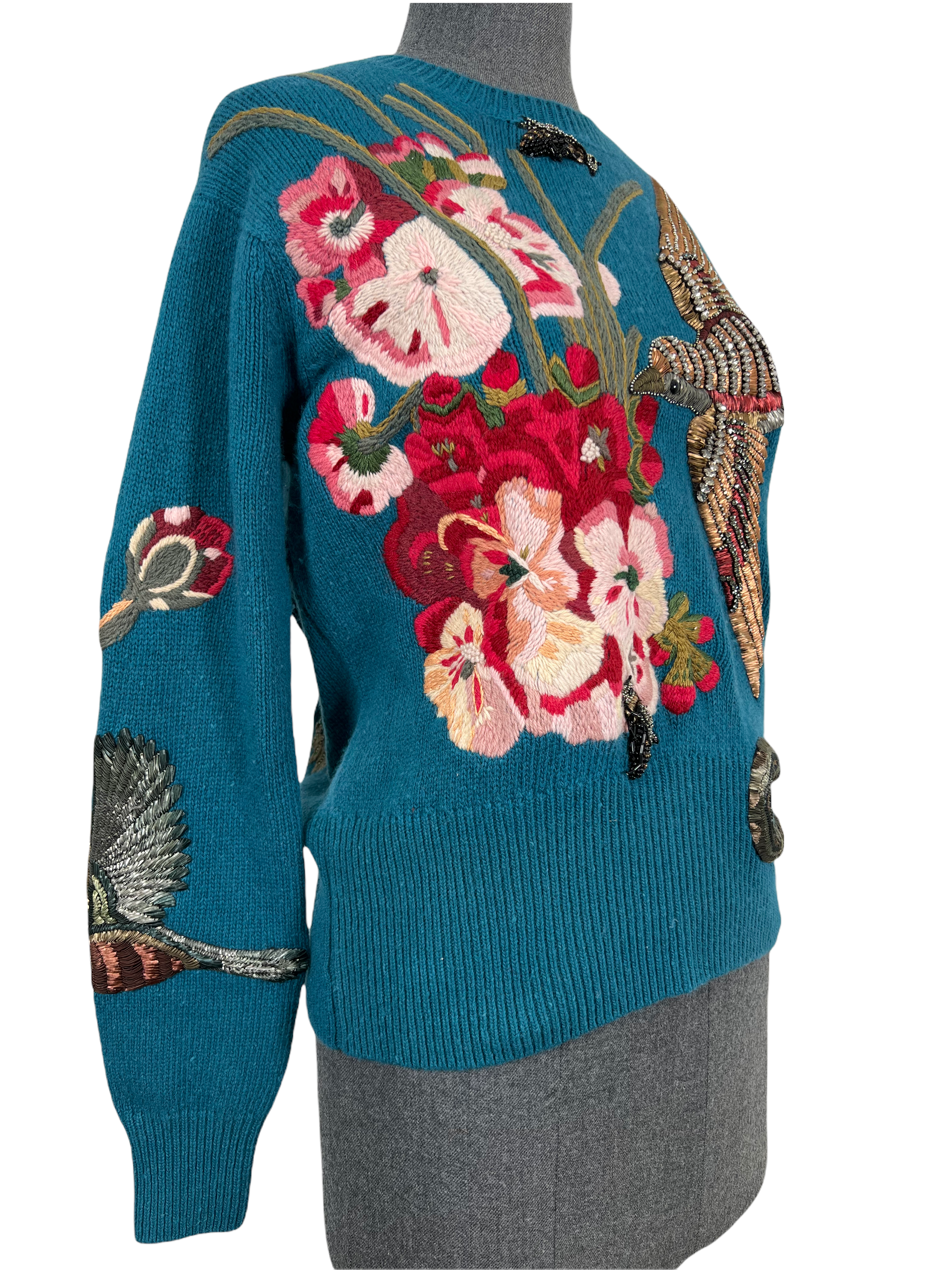 Gucci Wool Sweater M Size Embroidered Embellished.