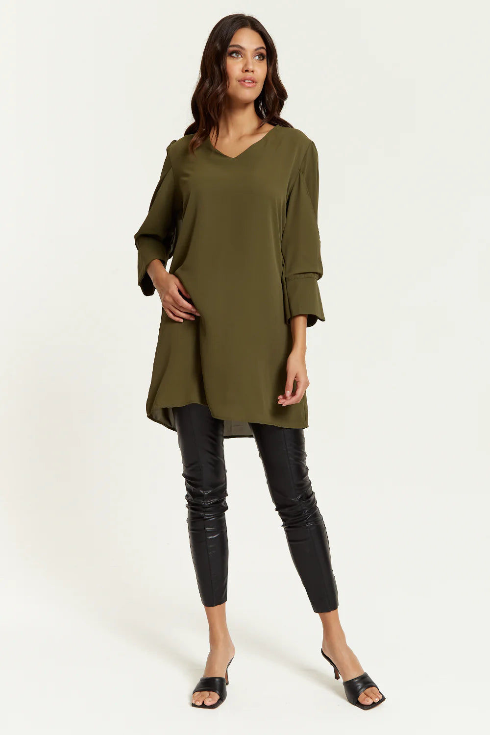 Hoxton Gal Oversized Sleeves V Neck Tunic