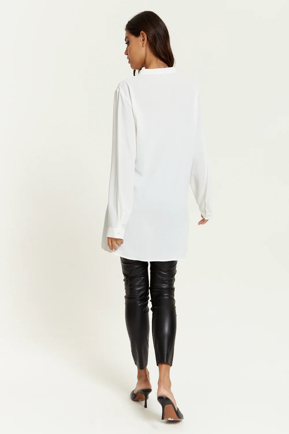 Hoxton Gal Tunic - Long Sleeves - Button Details