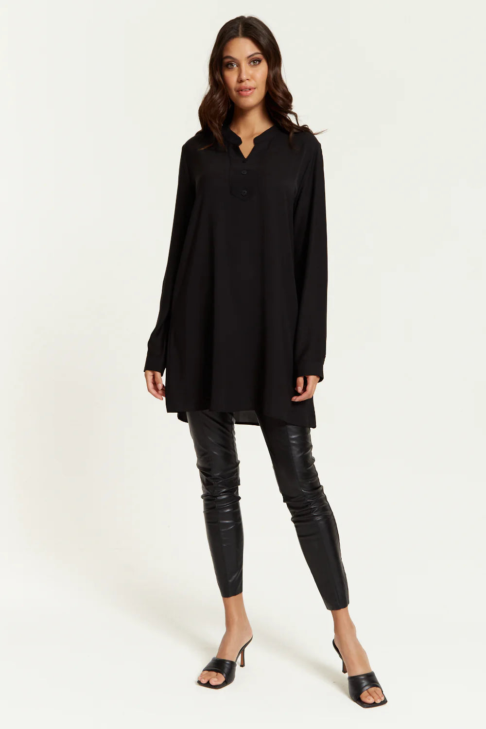 Hoxton Gal Tunic - Long Sleeves - Button Details