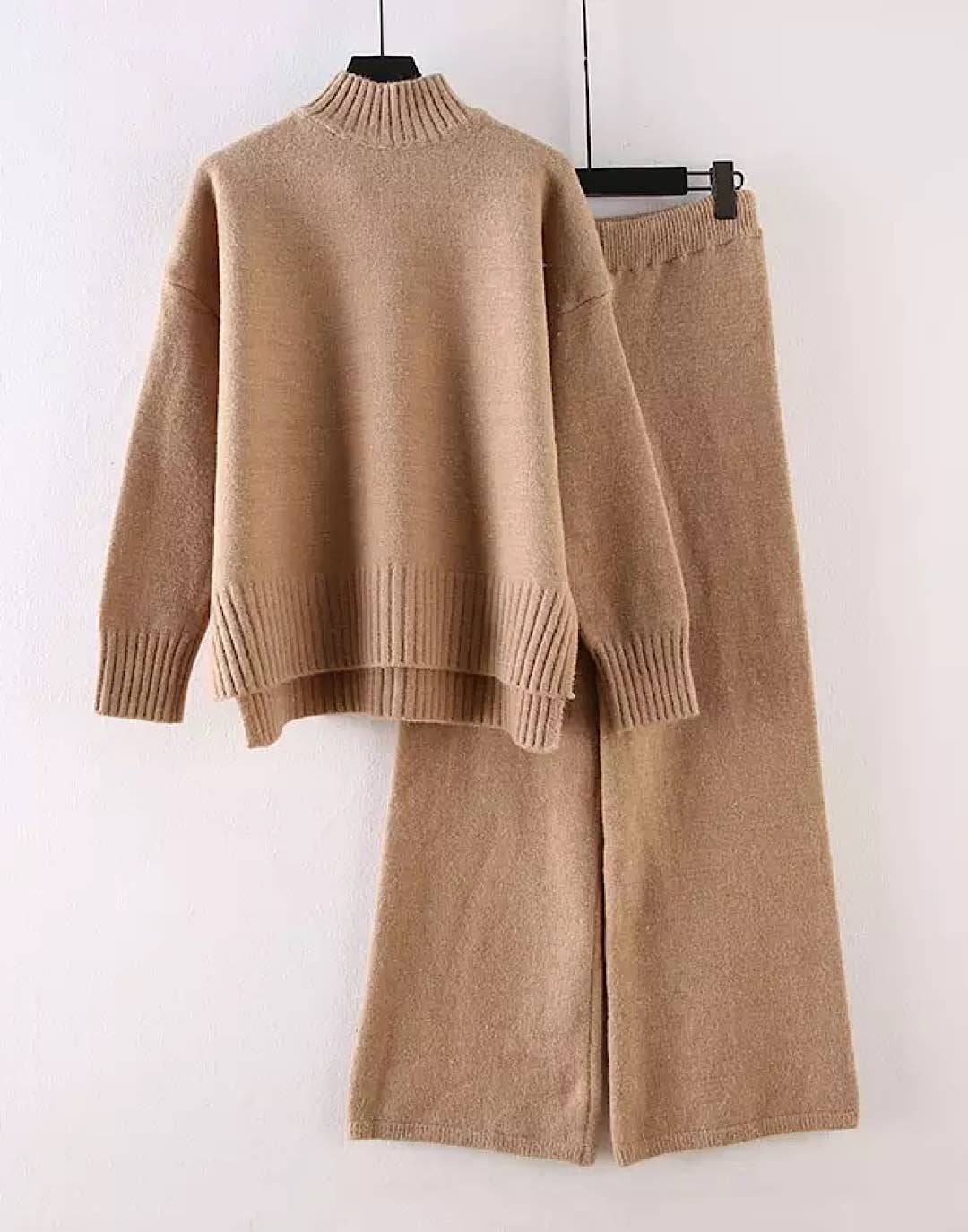 Knit Turtleneck Top Pants Set