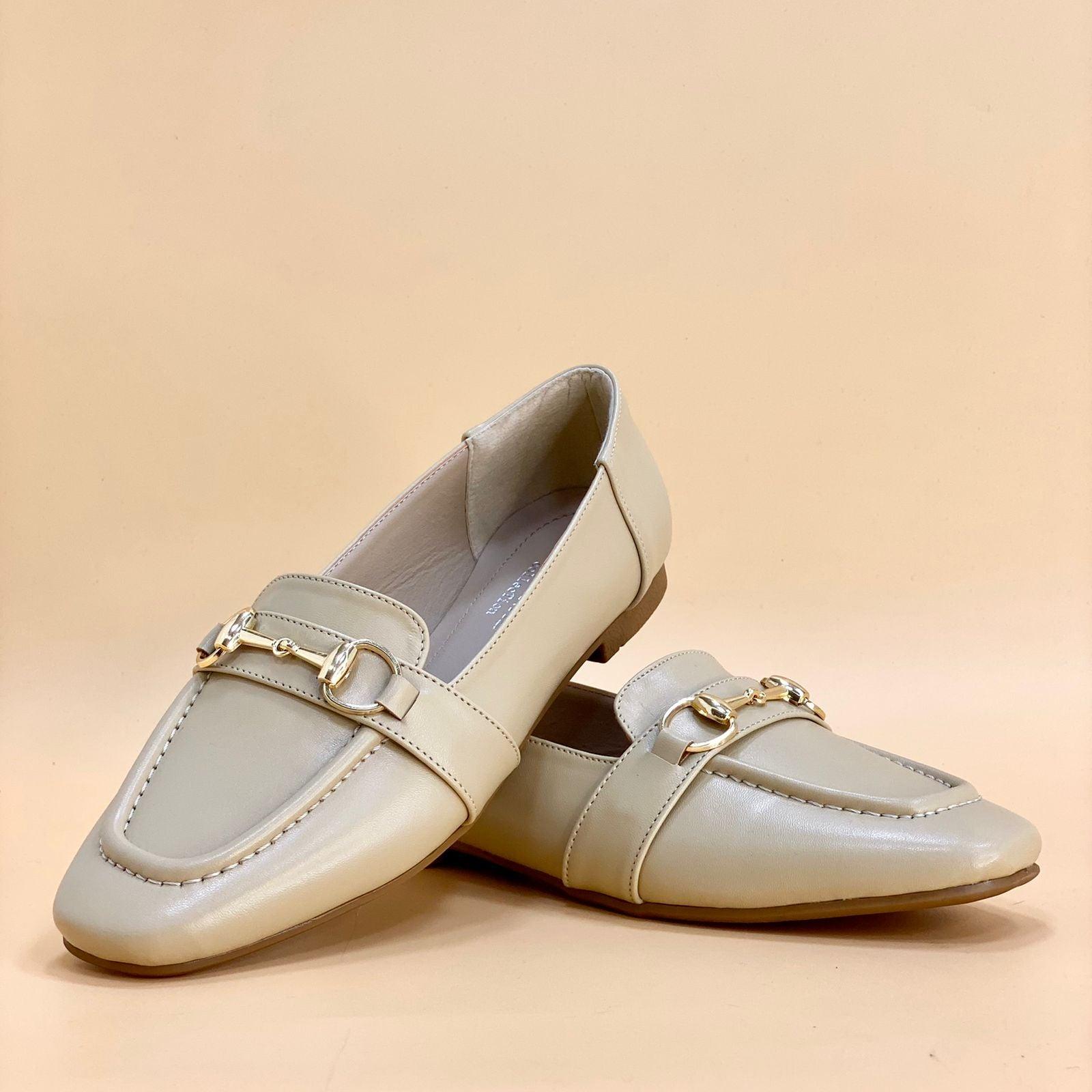 New Flat Shoes for Women W710