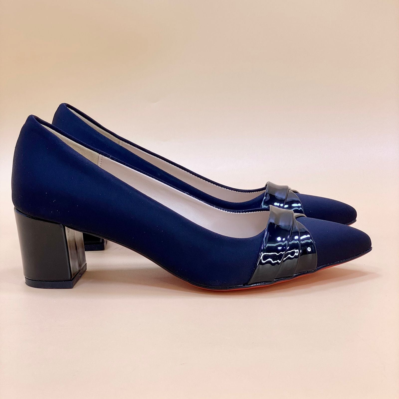 New women's high-heeled shoes, model W521.