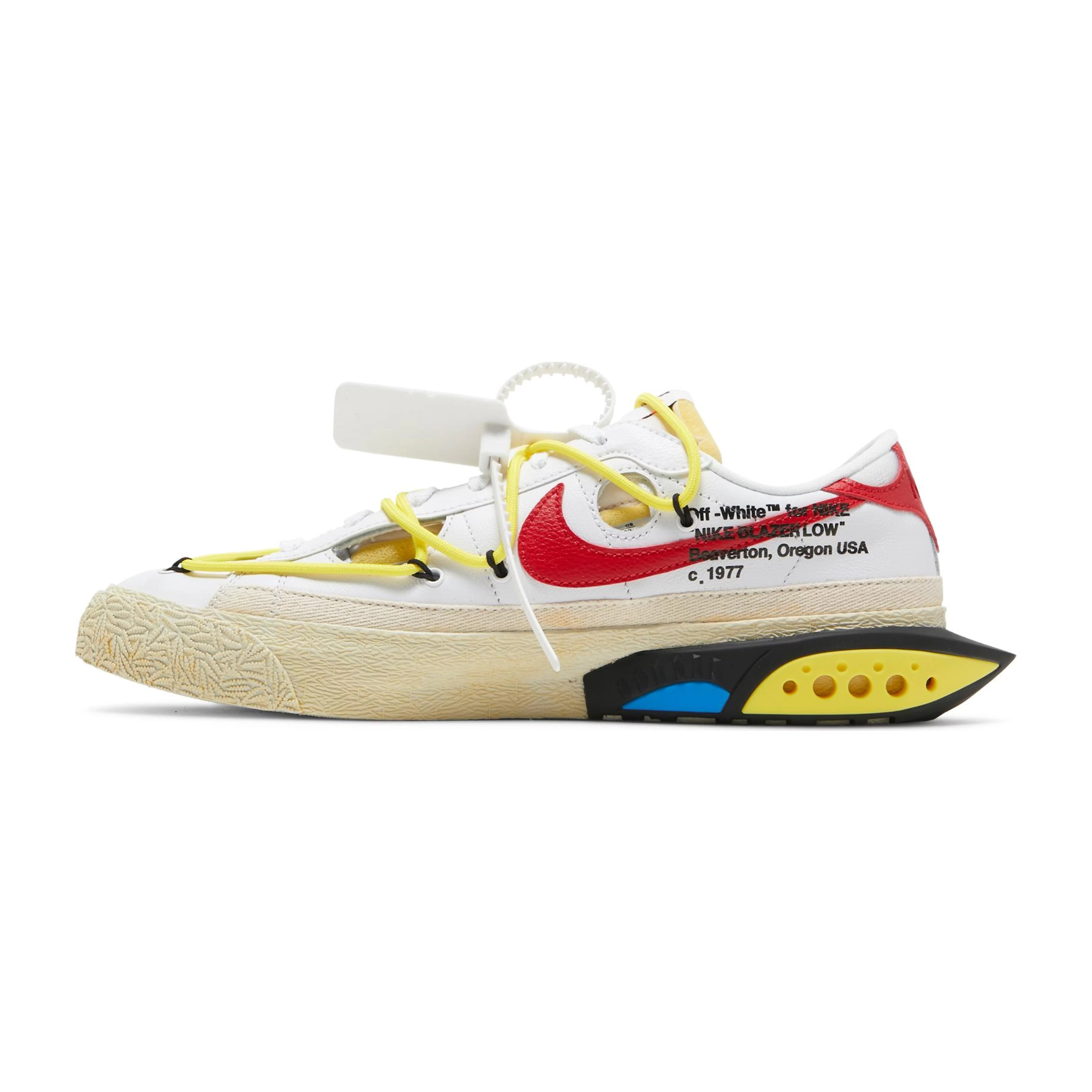 Nike Blazer Low Off-White in White/University Red, size 27.5MX.