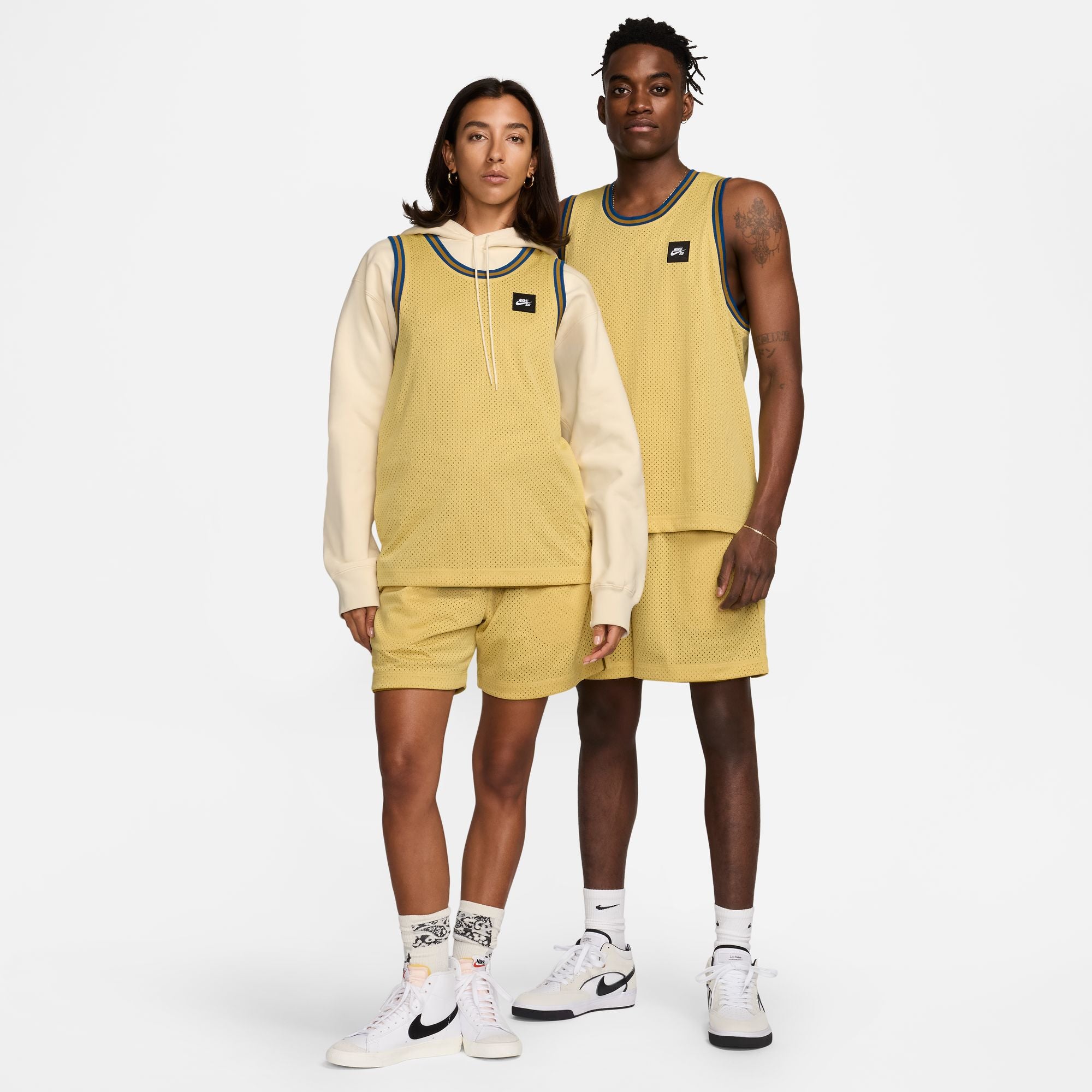 Nike SB Basketball Jersey Saturn Gold/Bronzine