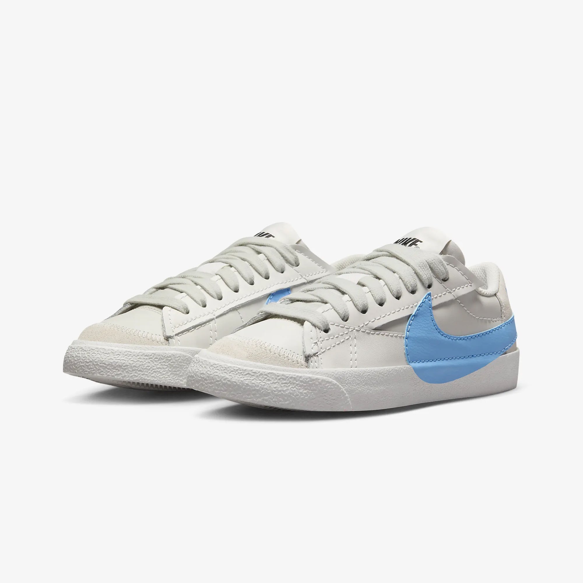 Nike Women's Blazers Low '77 Jumbo Light Bone University Blue Phantom