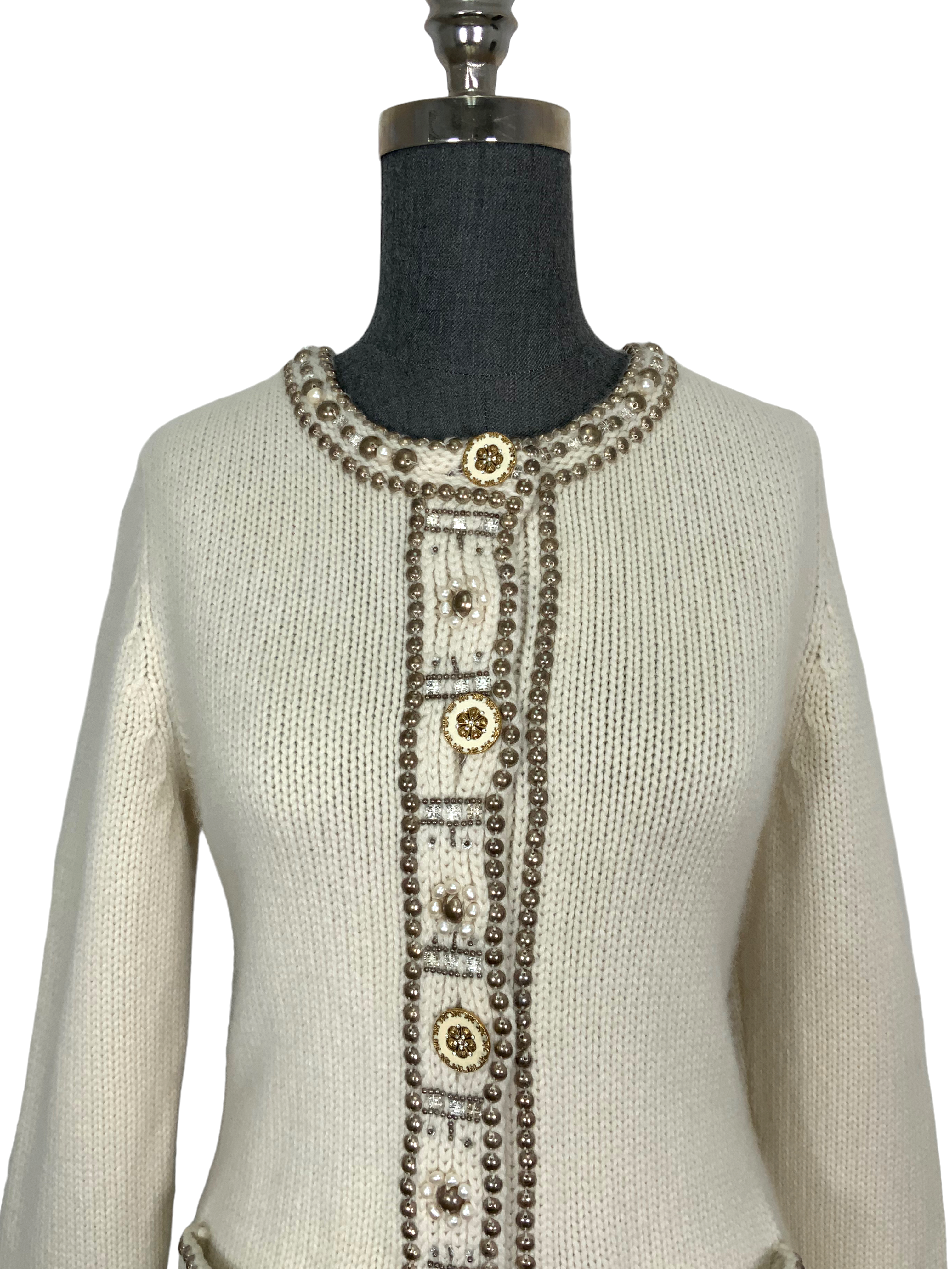 Oscar de la Renta Cashmere Sweater with Embellishments in Size L