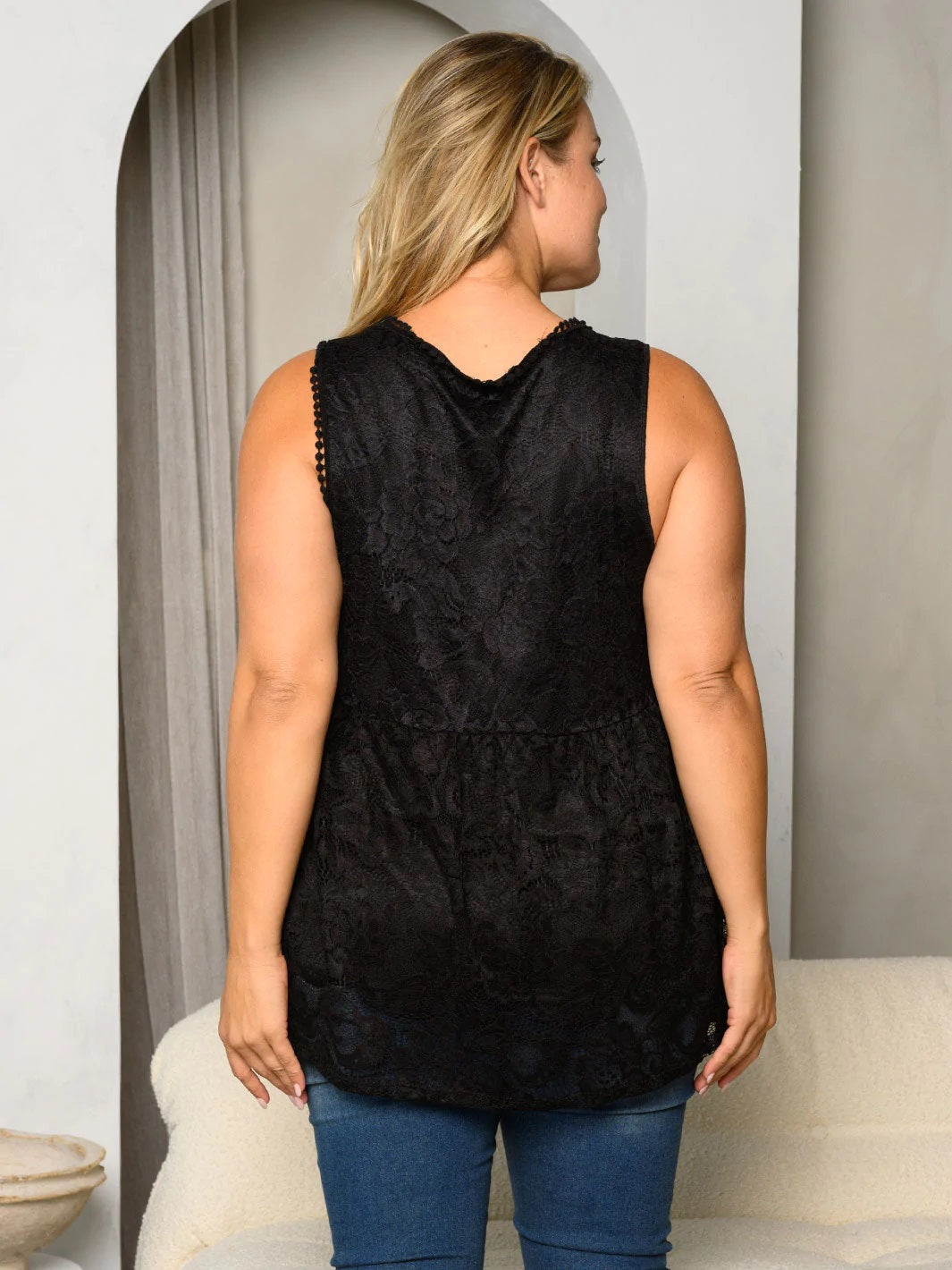 Plus size lace tunic top sleeveless