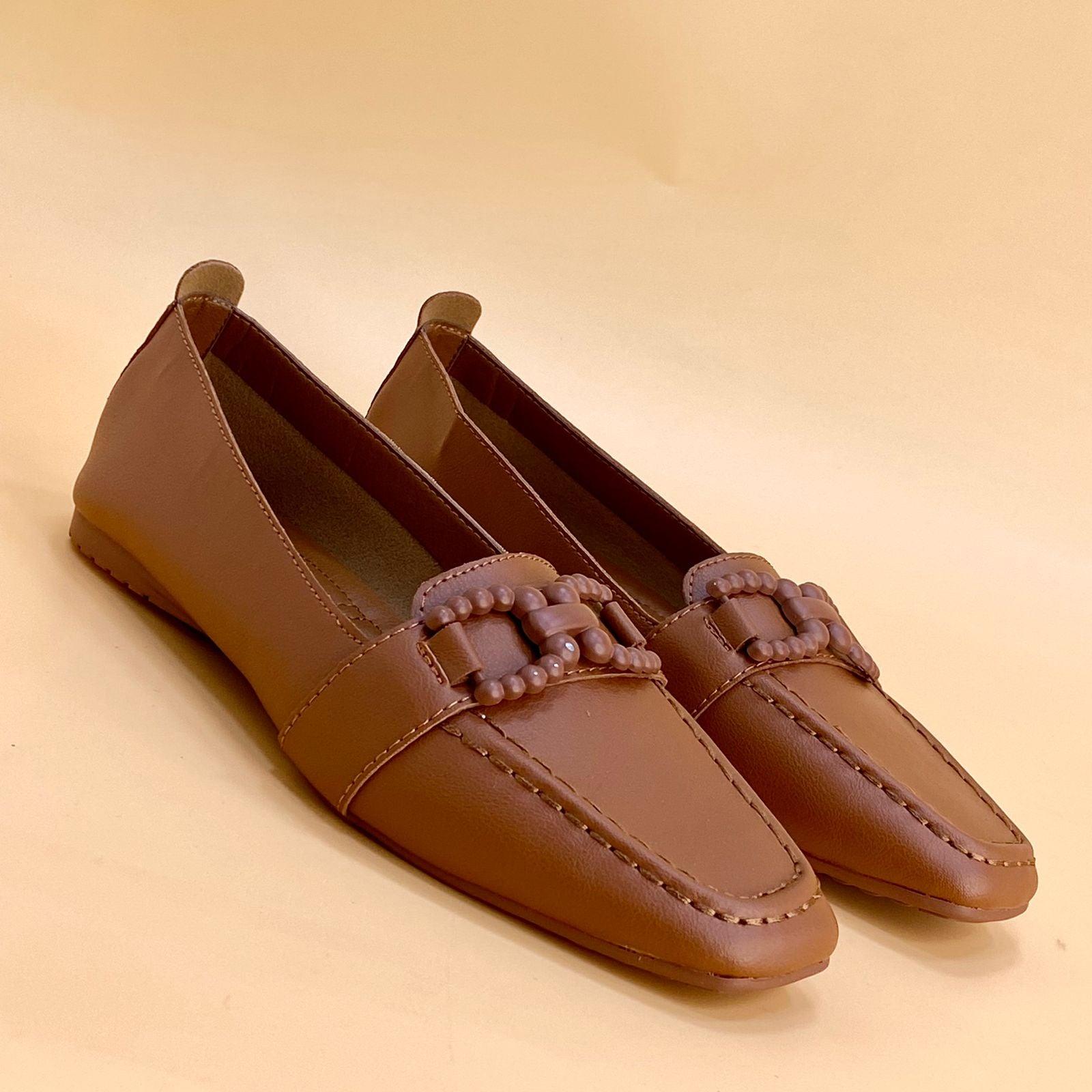 Shop now for W48 women's flat shoes.