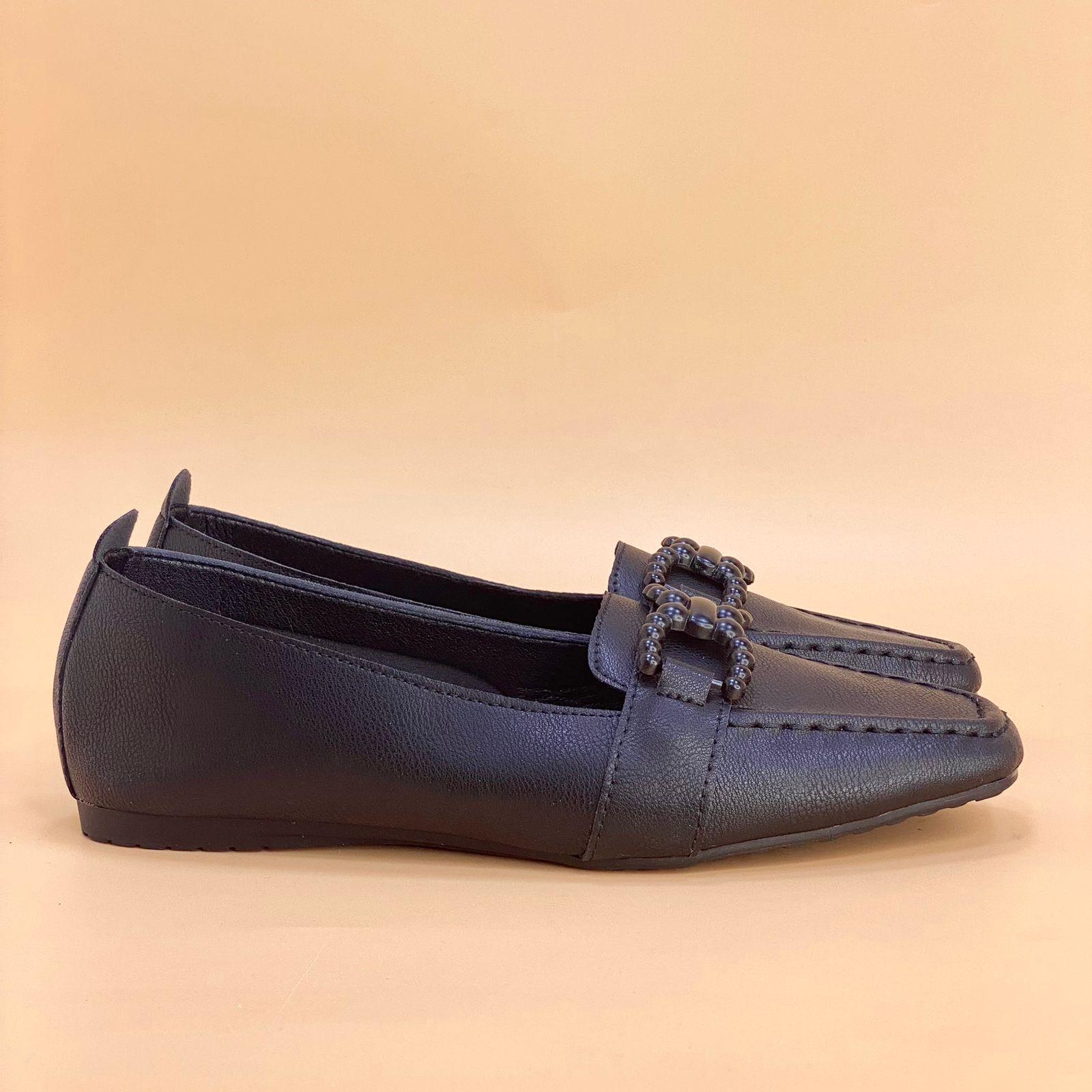 Shop now for W48 women's flat shoes.