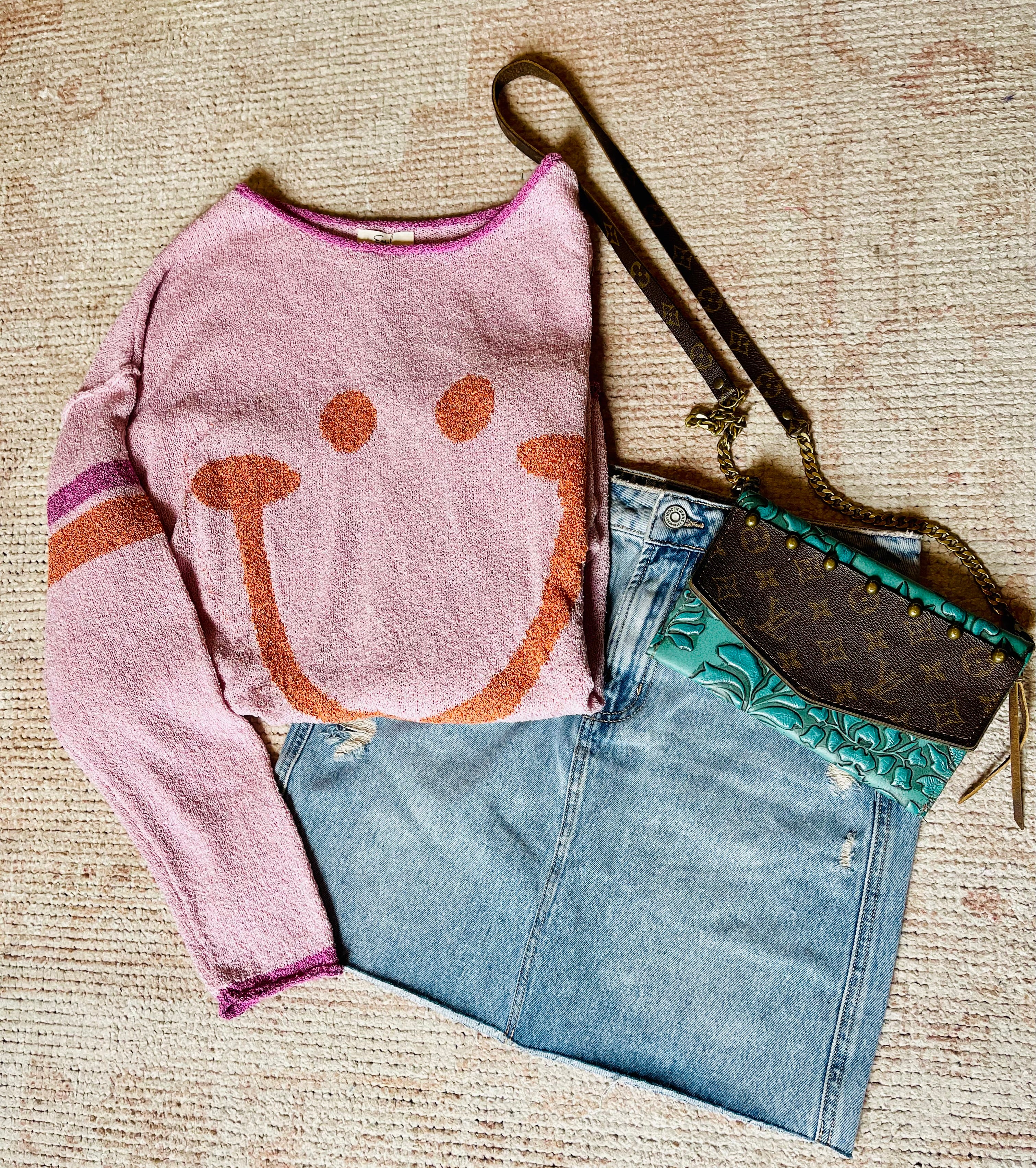 Smile Sweater - Top pick for bringing joy to your wardrobe!