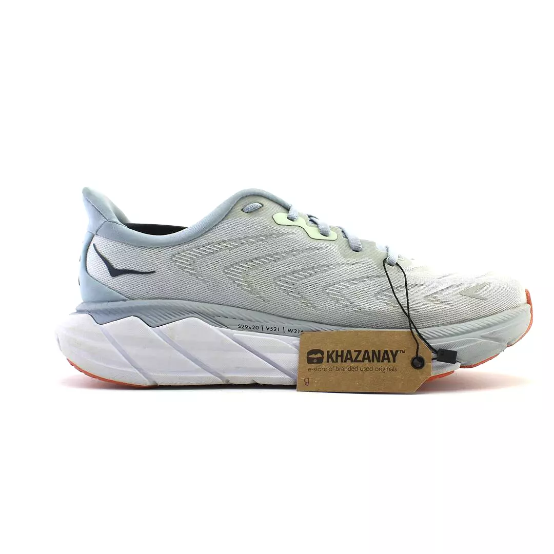 Top-rated running shoe - HOKA ONE ONE ARAHI 6