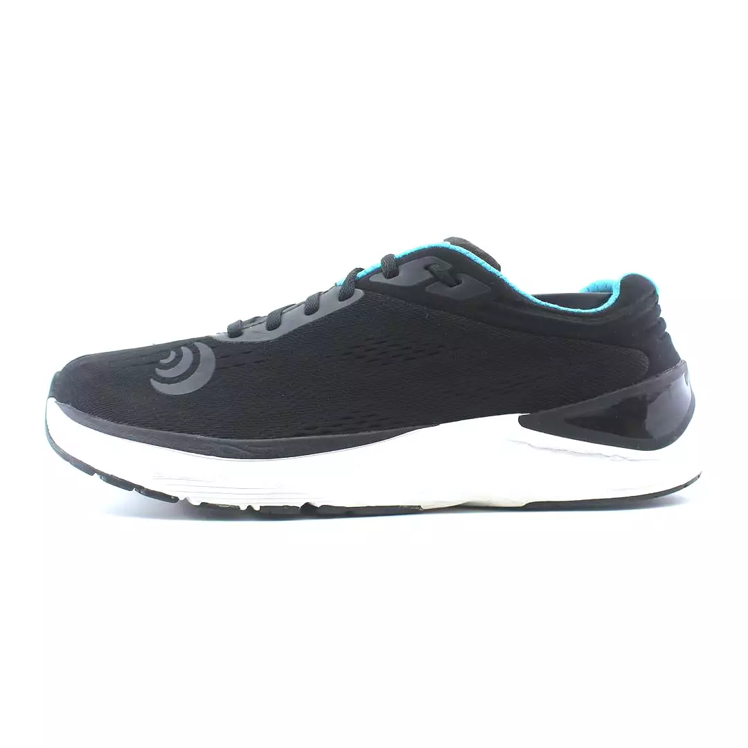 Topo Athletic Ultrafly 3 running shoes