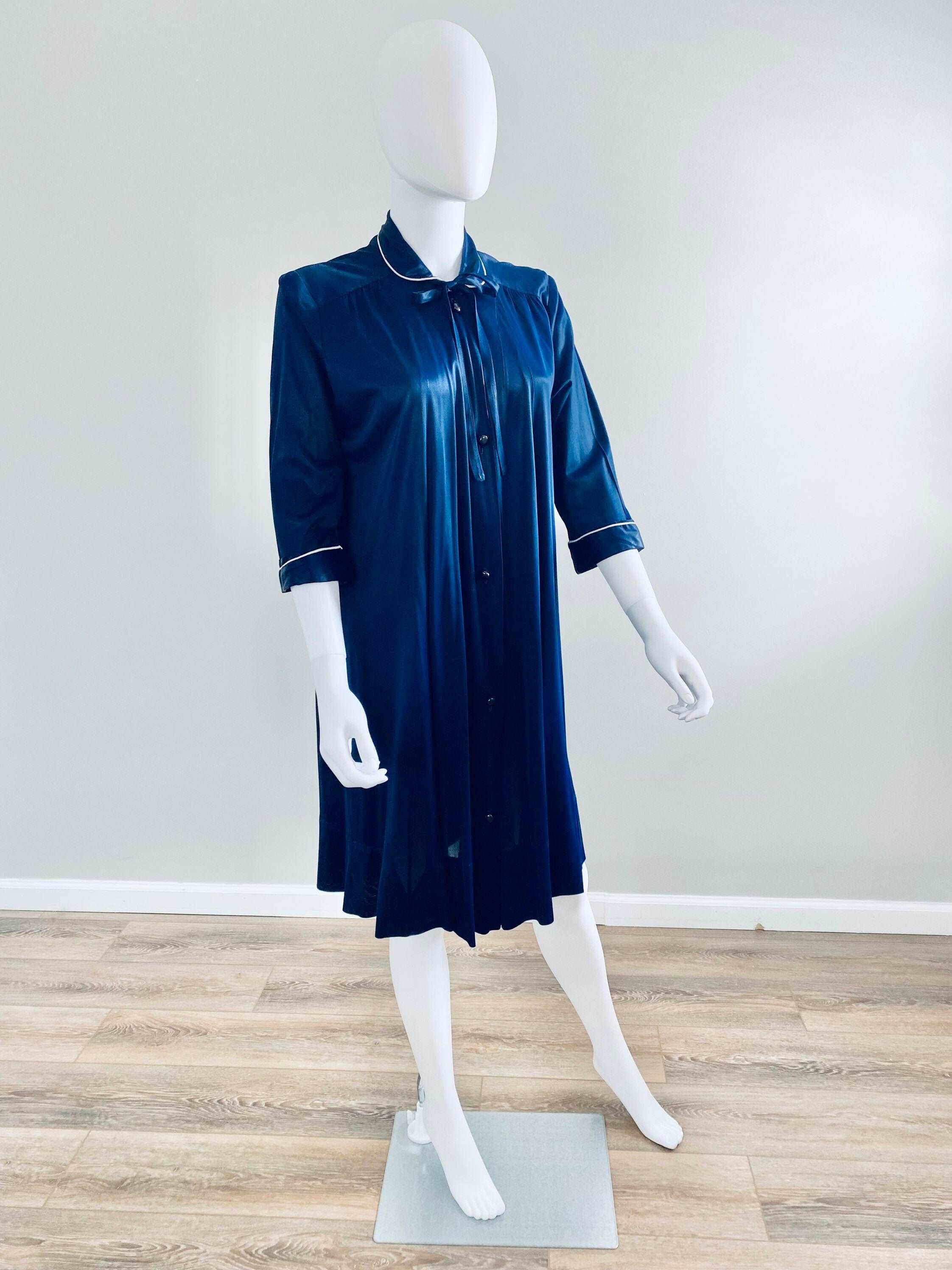 Vintage 1940s Navy Blue Rayon Jersey Robe, 40s Lingerie, One Size