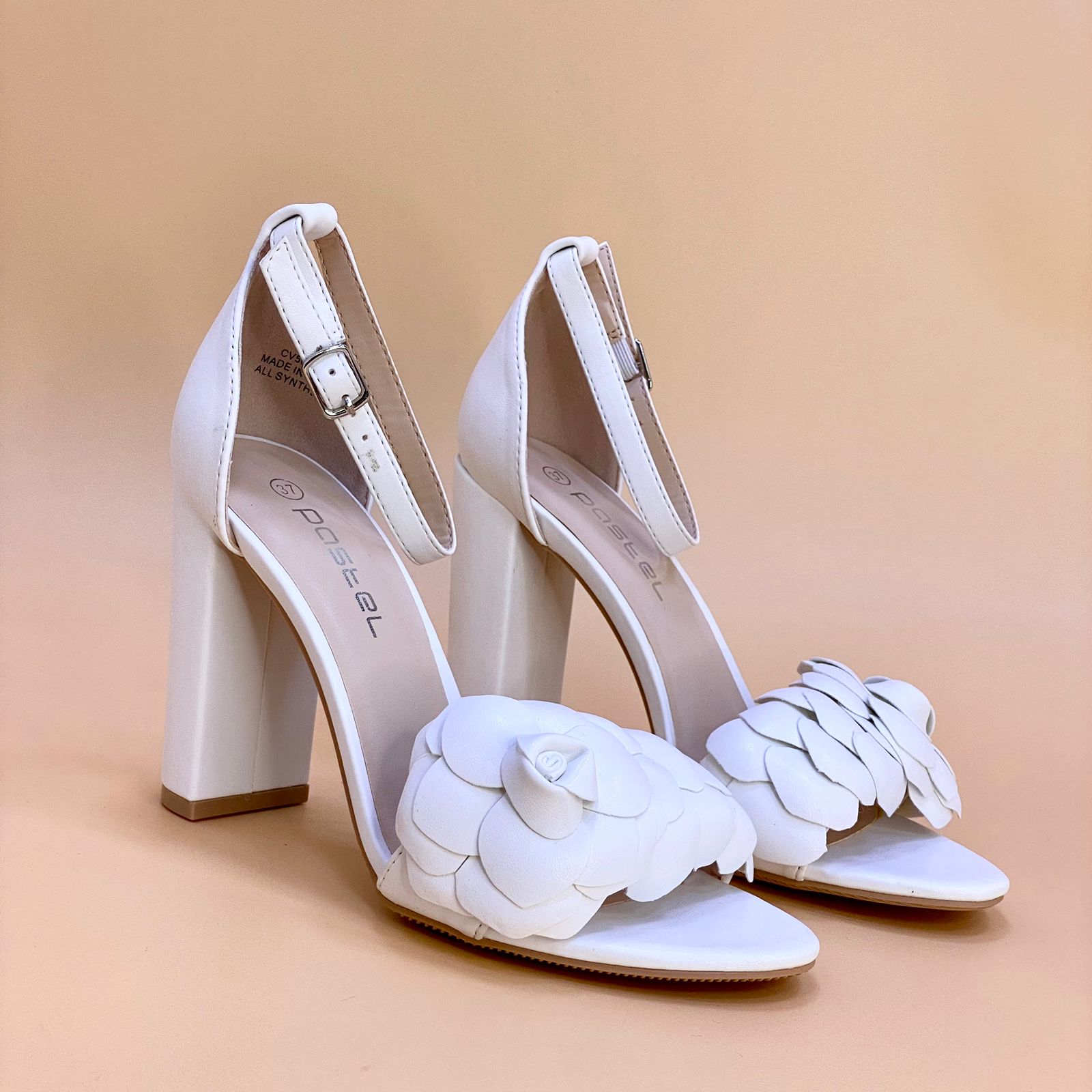 Women's High Heel Shoes Online - W434: Discover the latest collection of new women's heels in our online store. Shop now to find