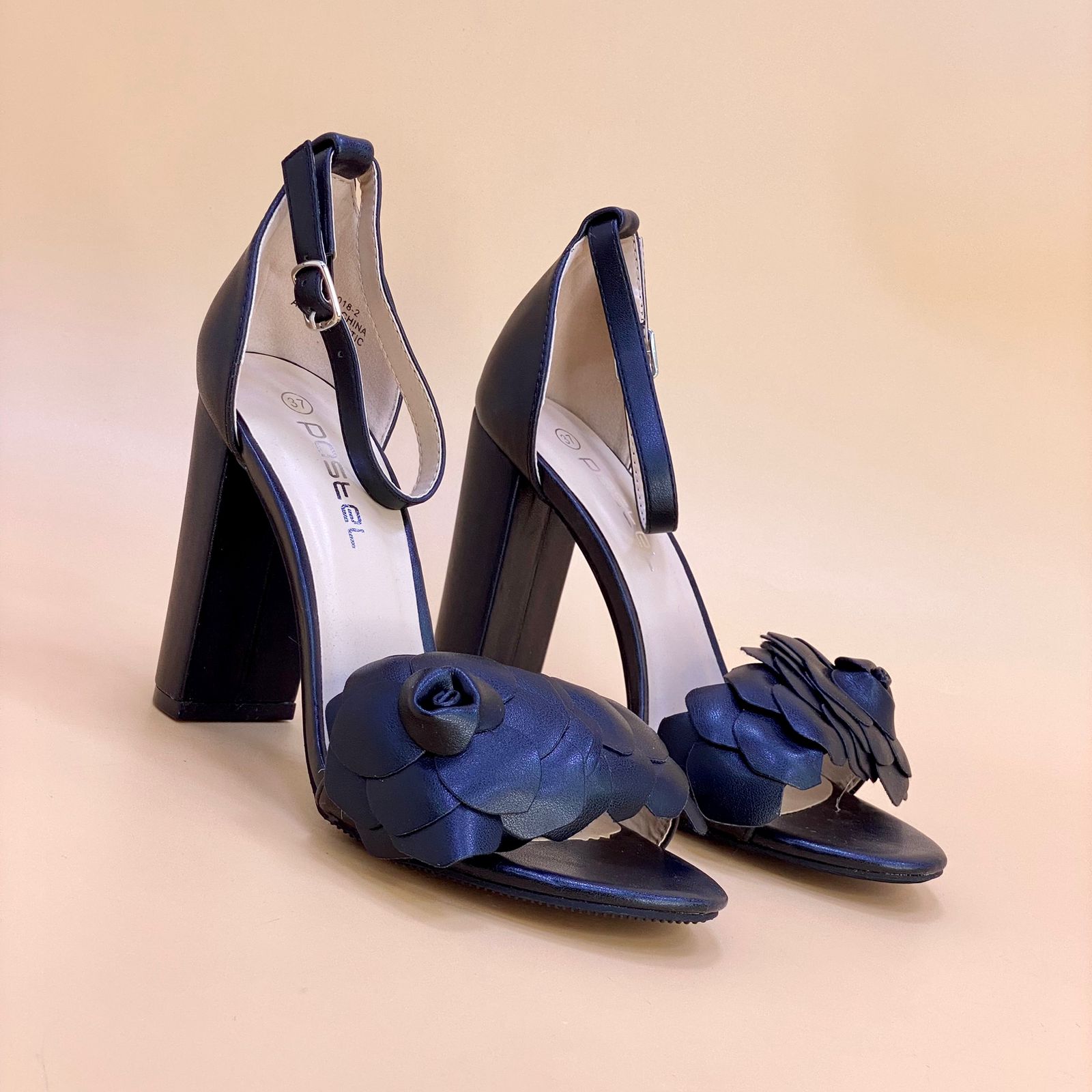 Women's High Heel Shoes Online - W434: Discover the latest collection of new women's heels in our online store. Shop now to find