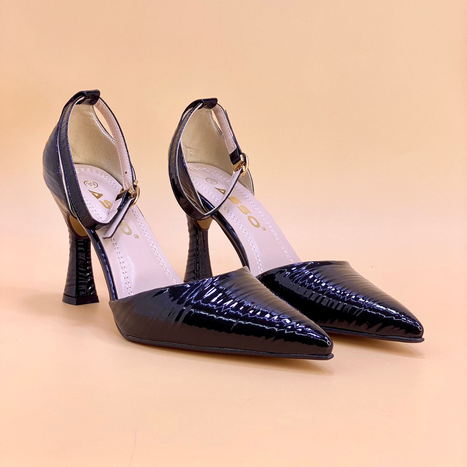 Women's High Heel Shoes - W481