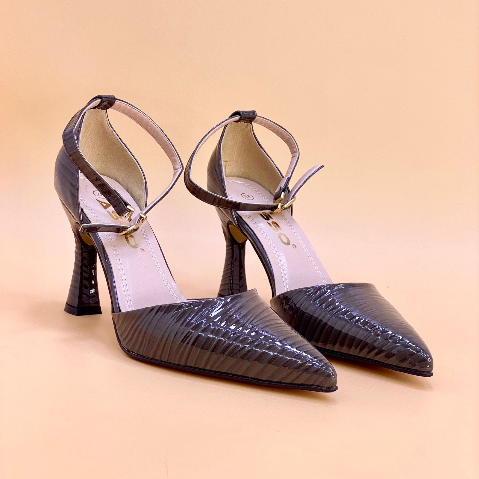 Women's High Heel Shoes - W481