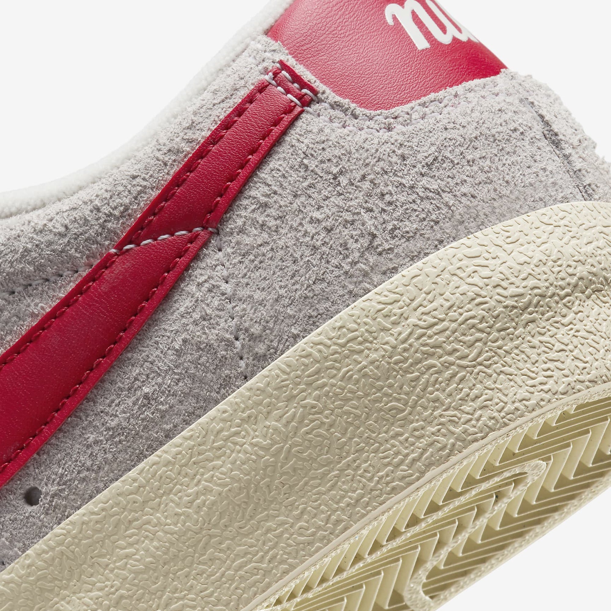 Women's Vintage Blazer Low in Summit White, Gym Red, Sail, and Coconut Milk