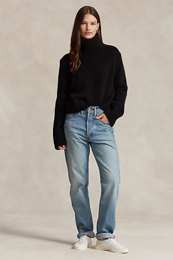 Wool Cashmere Turtleneck Sweater - Result: Soft and Stylish Wool Cashmere Turtleneck Sweater - Shop Now!