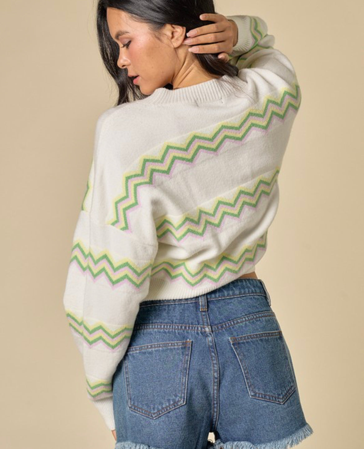 Zigzag pattern sweater